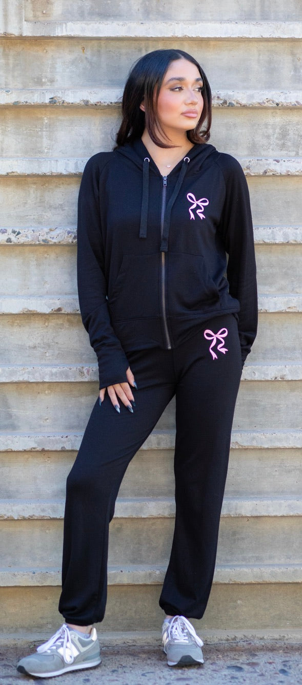 EMBROIDERED BOW LIGHTWEIGHT FLEECE BLACK SWEAT PANT (JOGGER)