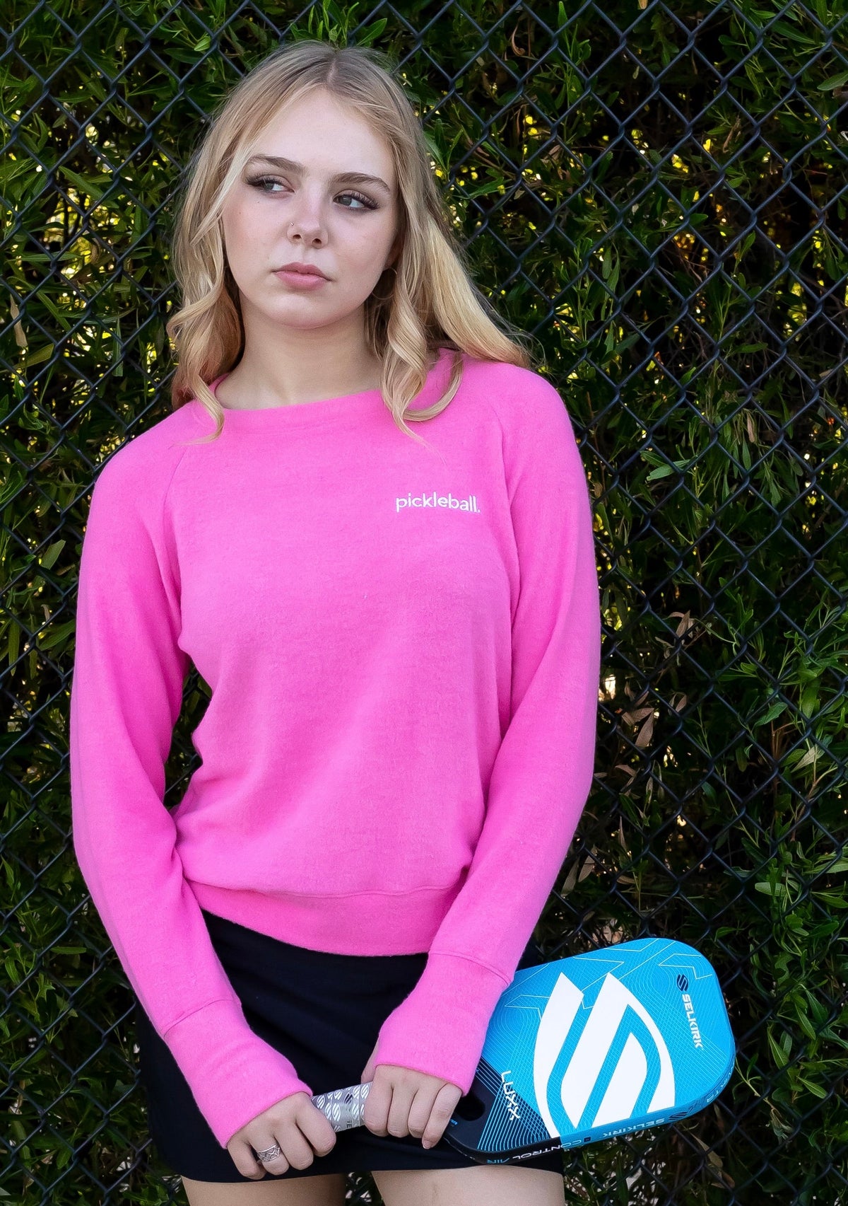 PICKLEBALL. EMBROIRDERED LIGHTWEIGHT BRUSHED FLEECE PULLOVER TOP (Pink)