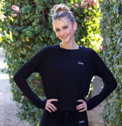 EMBROIRDERED LOVE. LIGHTWEIGHT FLEECE PULLOVER SWEATSHIRT (Black) Main image