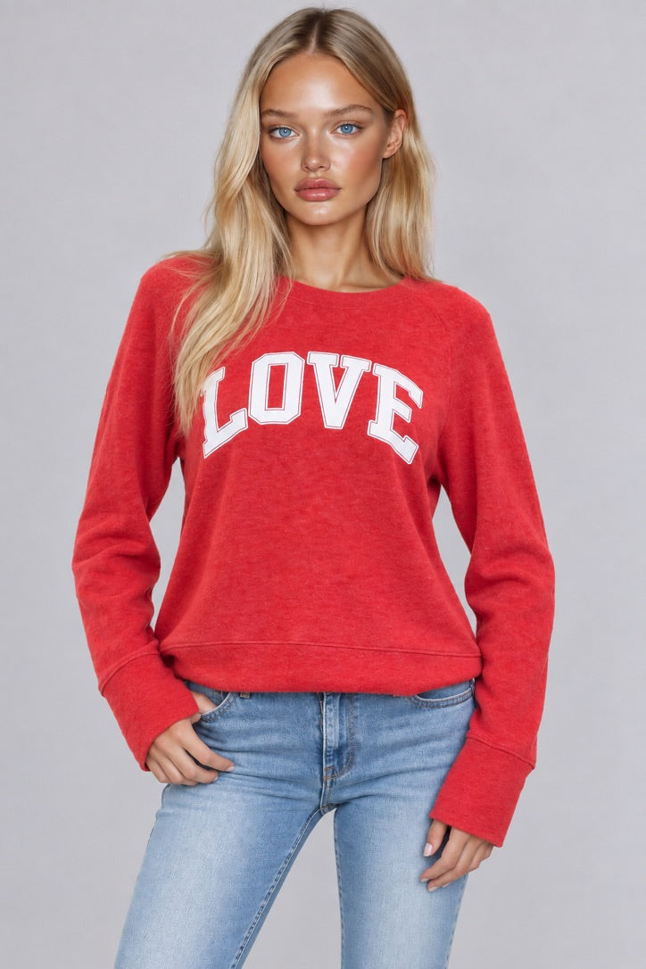 LOVE COLLEGIC OUTLINE LIGHTWEIGHT BRUSHED FLEECE PULLOVER TOP (Red) Main image