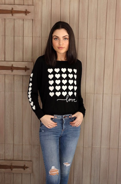 5 ROW HEARTS L/S TEE (Black)