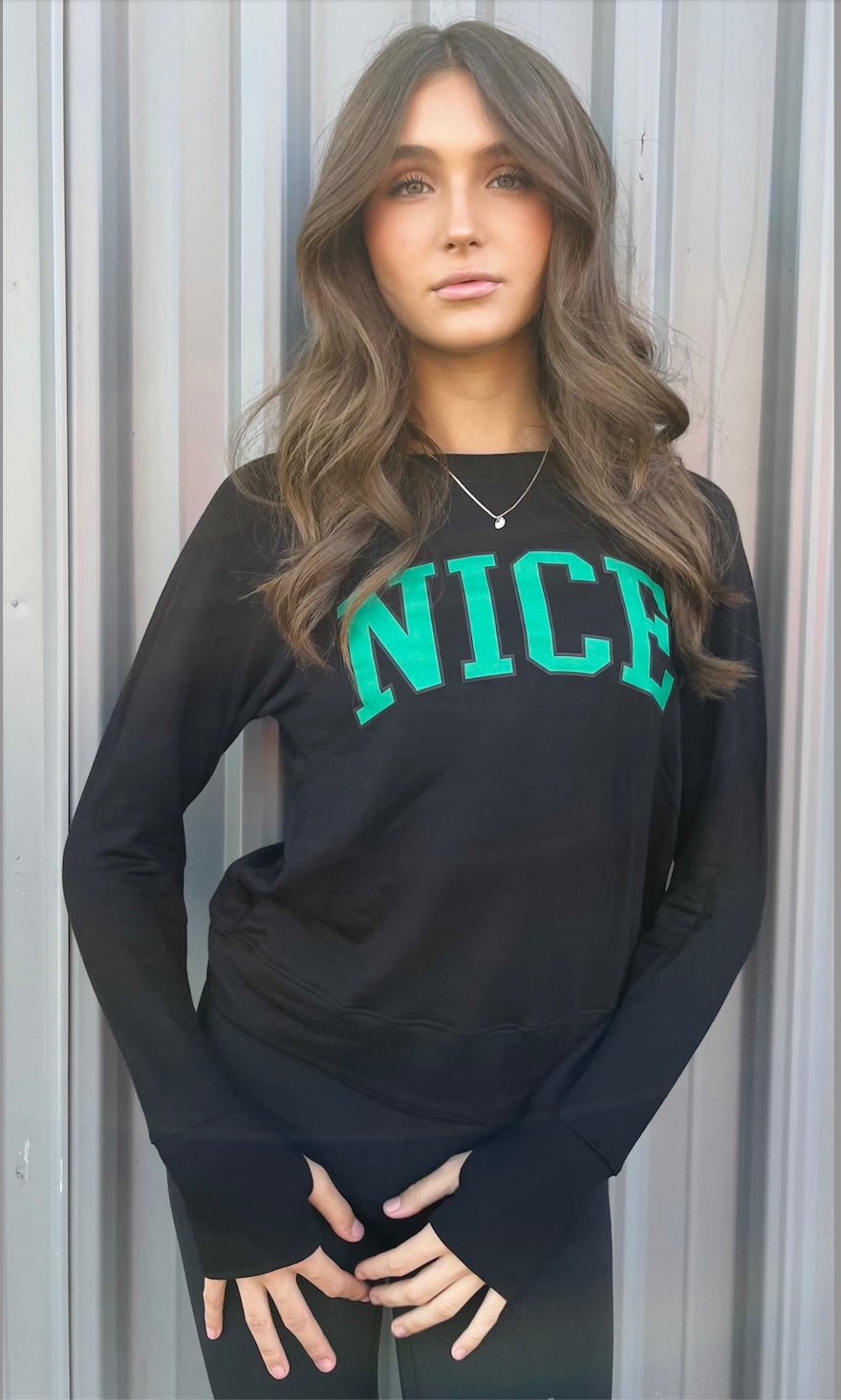 NICE LIGHTWEIGHT FLEECE SWEATSHIRT (Black)