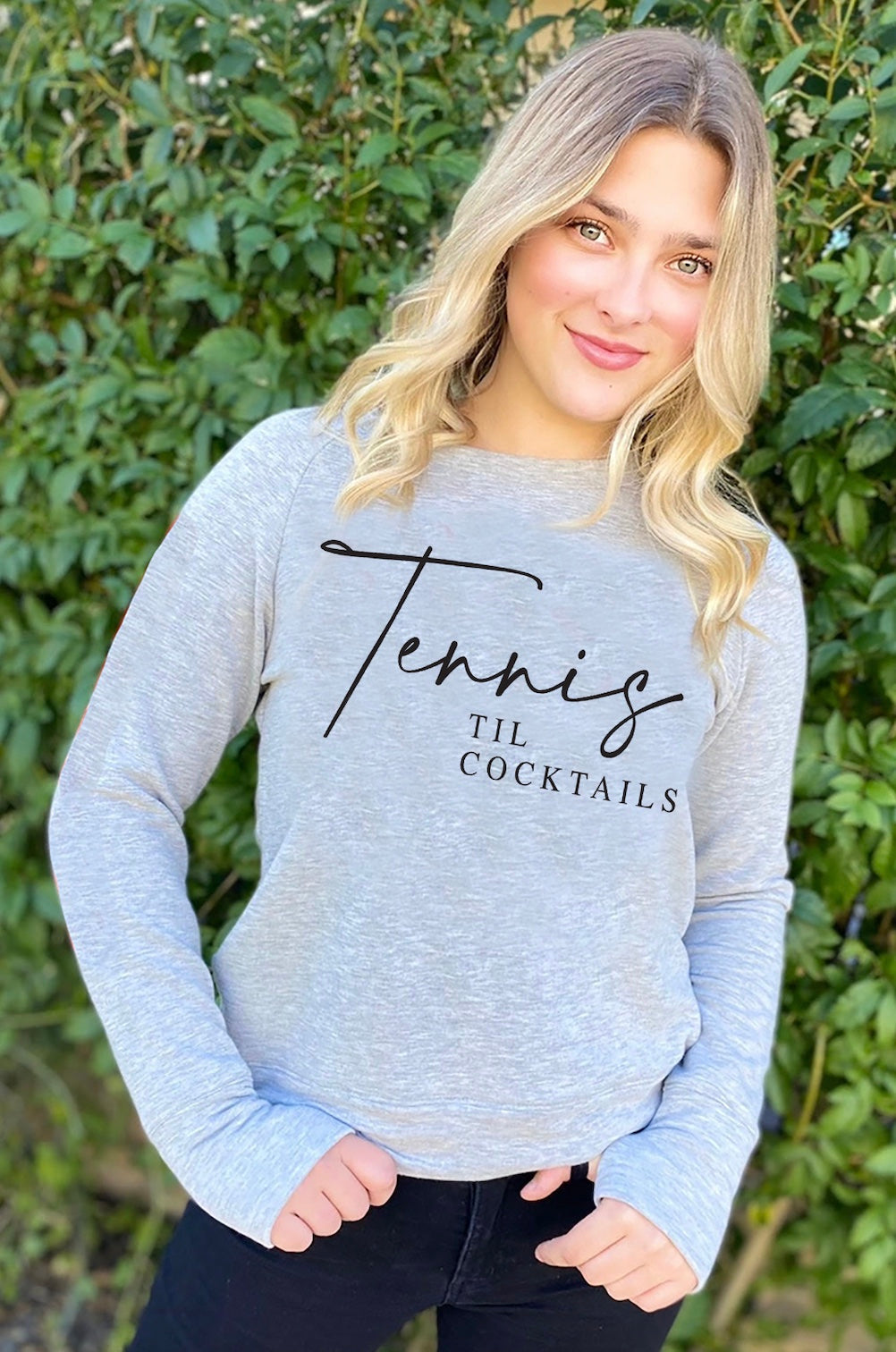 TENNIS TIL COCKTAILS LIGHTWEIGHT FLEECE PULLOVER (Grey) Main image