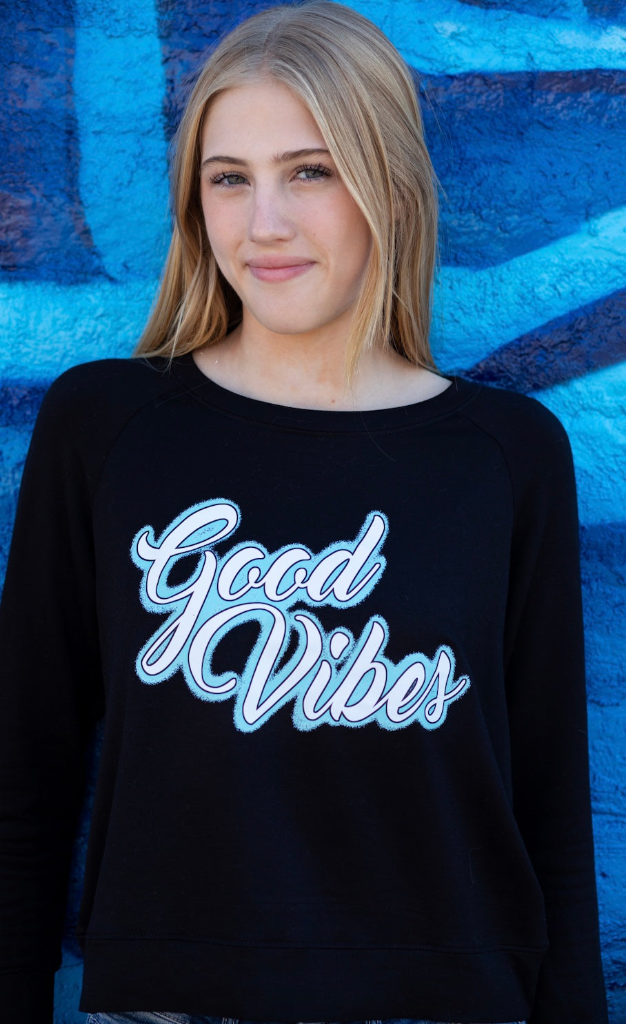 GOOD VIBES LIGHTWEIGHT FLEECE PULLOVER (Black) Main image