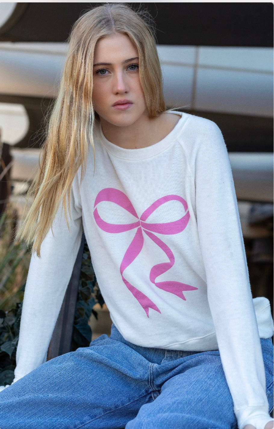 BOW LIGHTWEIGHT BRUSHED FLEECE PULLOVER TOP (White)