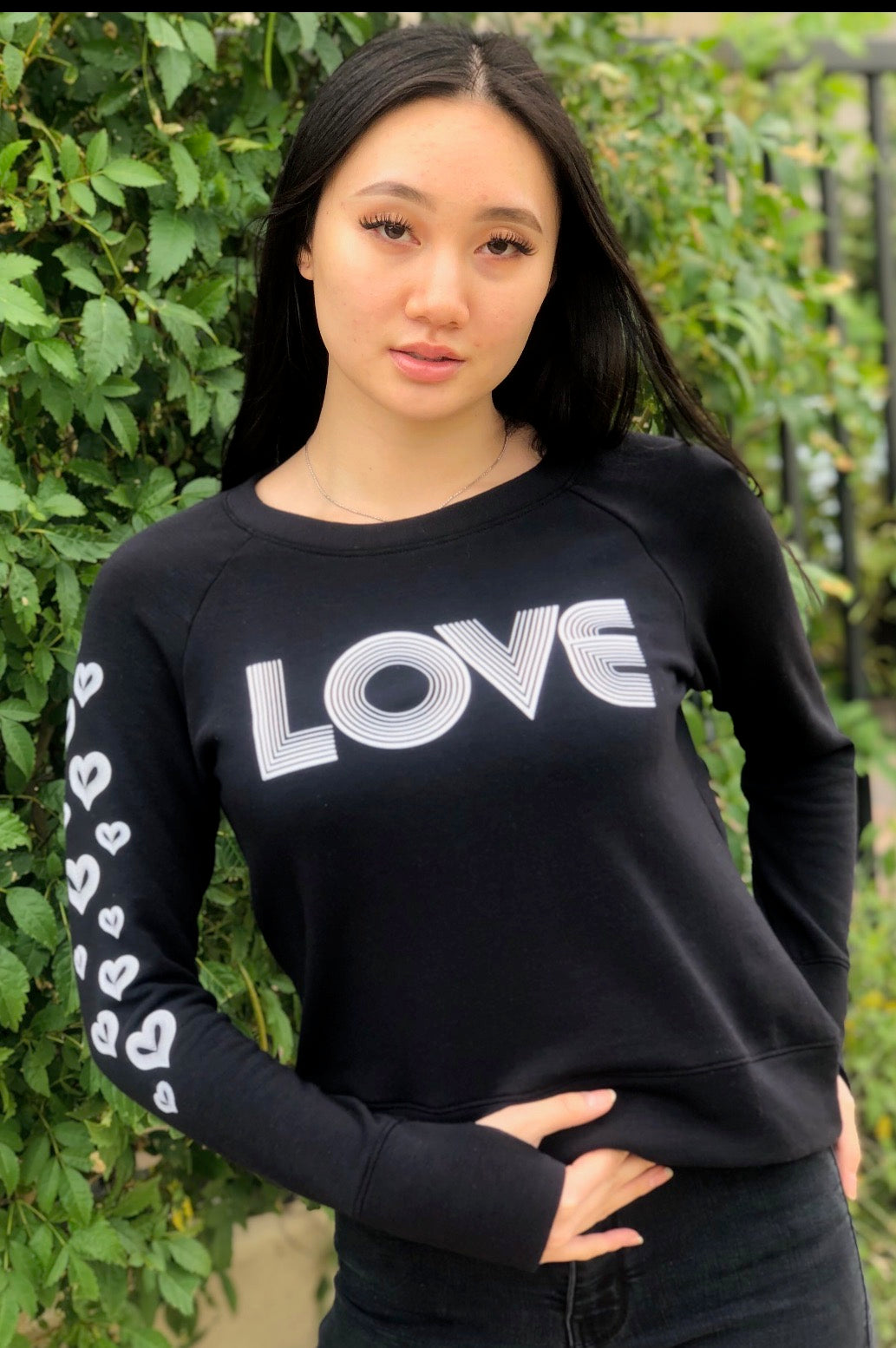 LOVE RETRO FLEECE SWEATSHIRT (Black)