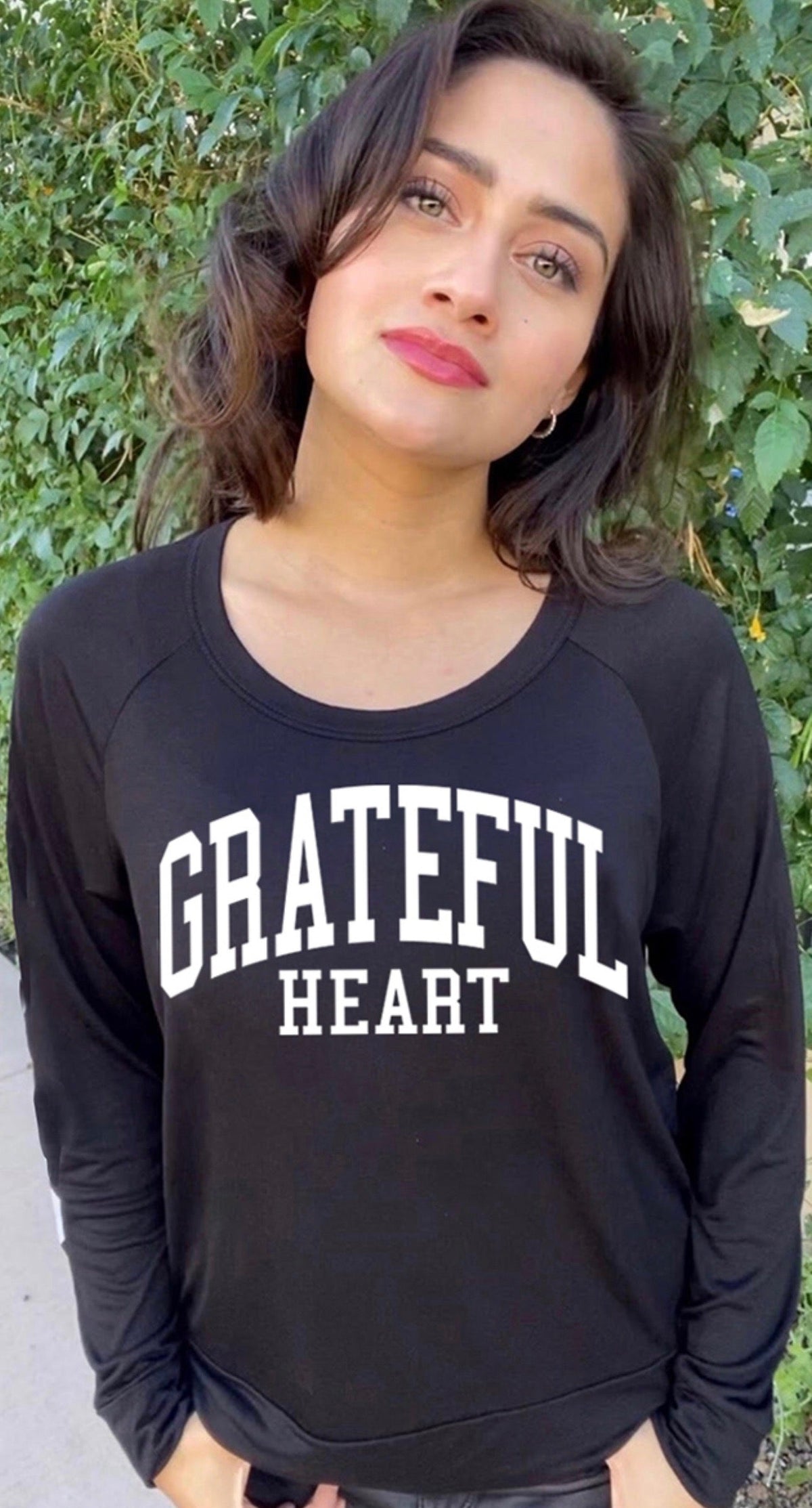 GRATEFUL HEART L/S TEE. (Black)